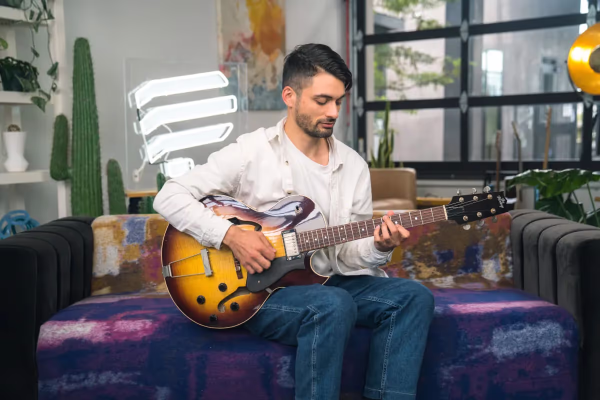 Learn Guitar Modes: Explore Major and Minor Modes for Epic Solos